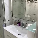 Residencial Salesas Apartment *