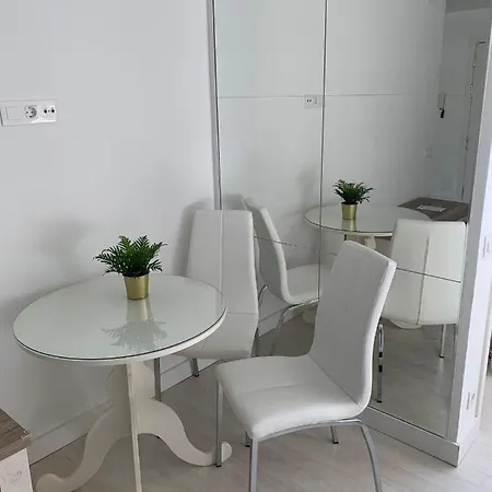 Residencial Salesas דירה *